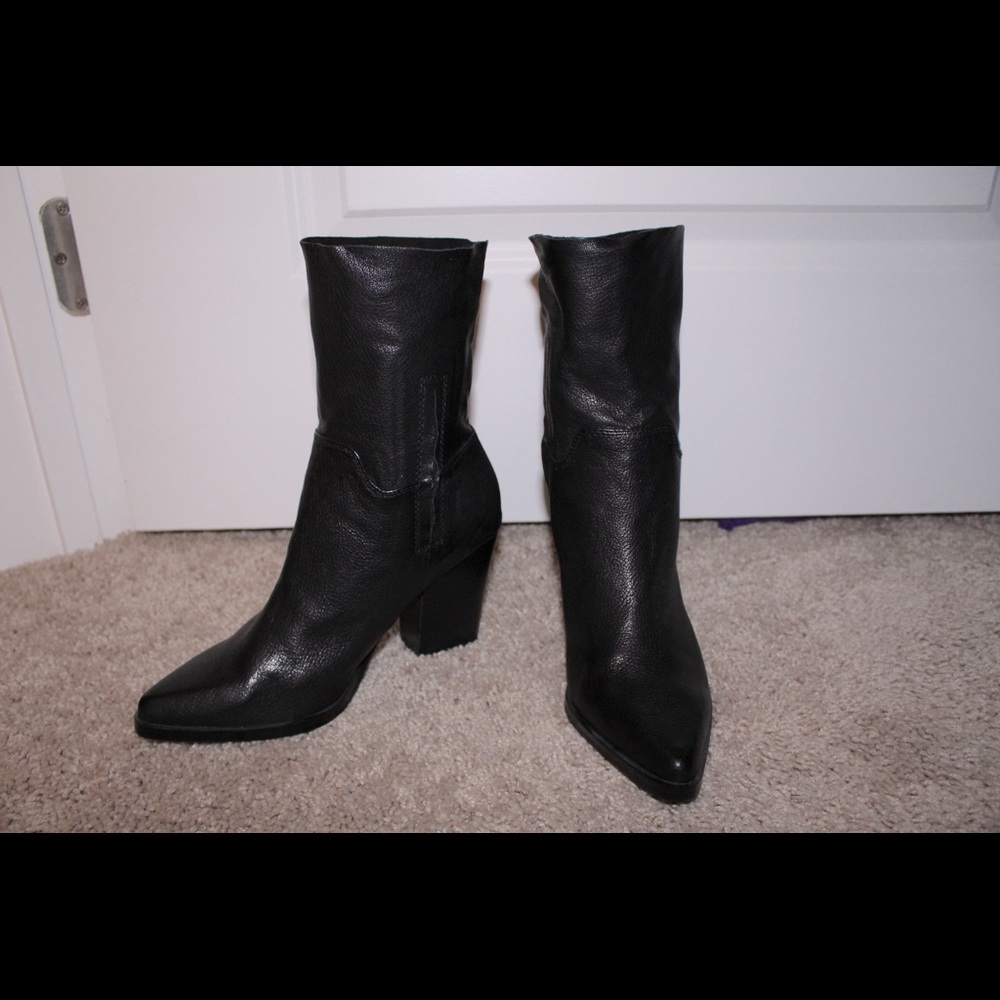 Leather black wedges size 6
